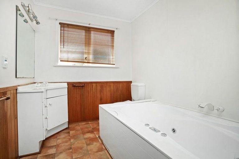 Photo of property in 1033 High Street, Avalon, Lower Hutt, 5011
