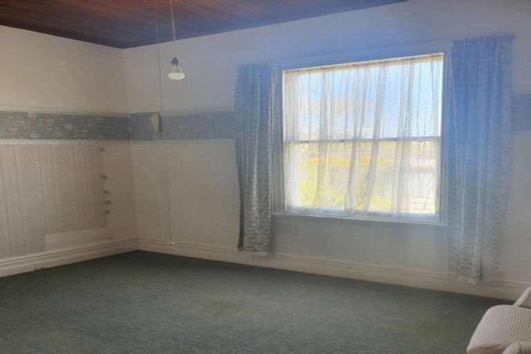 Photo of property in 20 Strange Street, Waitara, 4320