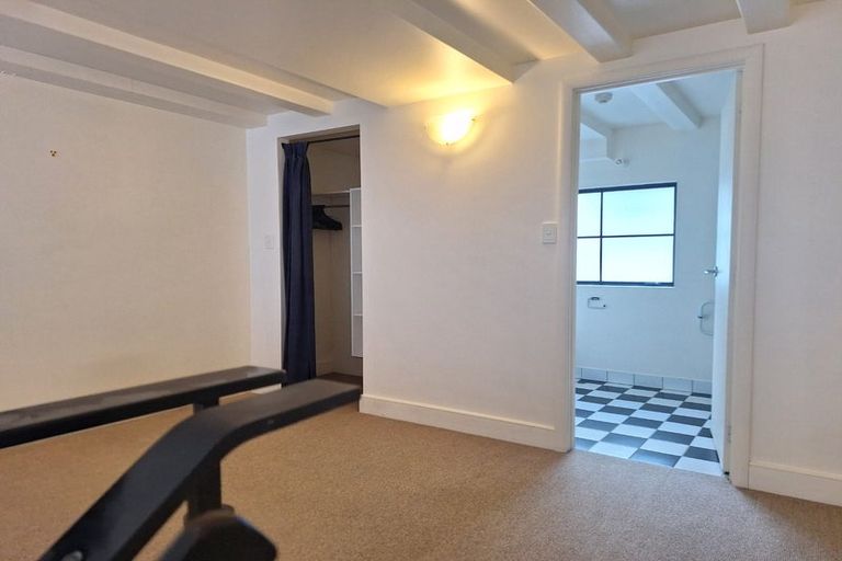 Photo of property in Dakota Buildings, 2d/5 Cheshire Street, Parnell, Auckland, 1052