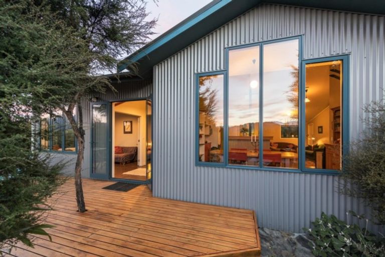 Photo of property in 747 Aubrey Road, Albert Town, Wanaka, 9305