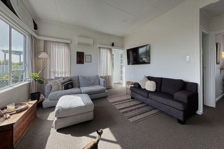 Photo of property in 67 Marine Parade, Paraparaumu Beach, Paraparaumu, 5032