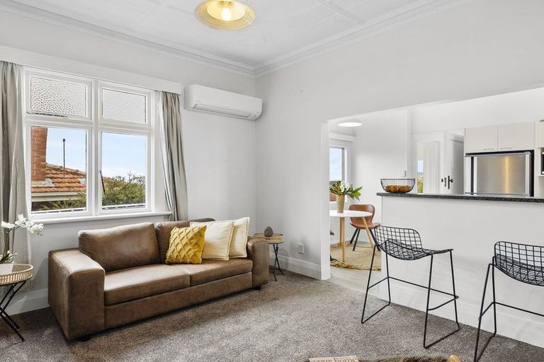 Photo of property in 117 Oakwood Avenue, Balaclava, Dunedin, 9011