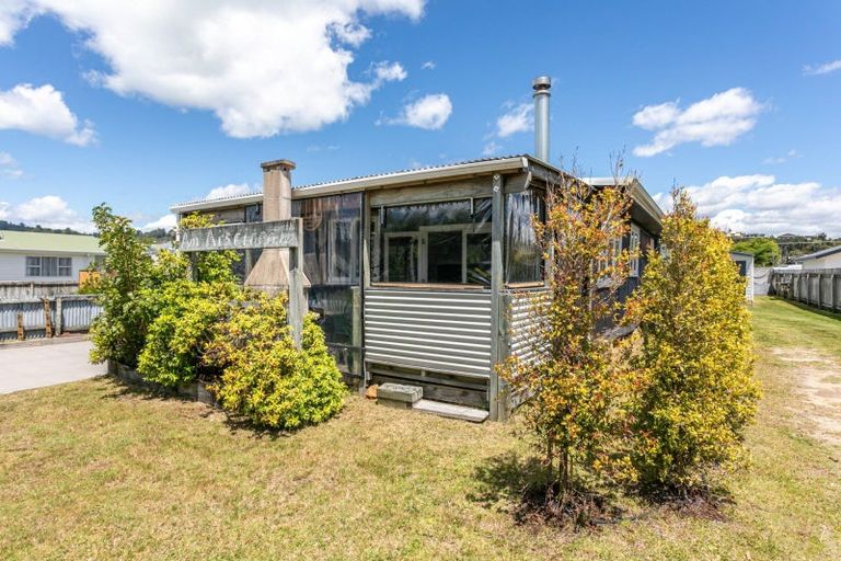 Photo of property in 211 Tui Road, Whangamata, 3620
