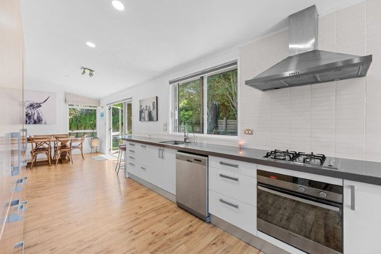 Photo of property in 12a Sycamore Grove, Lower Vogeltown, New Plymouth, 4310