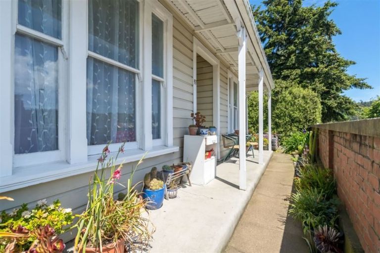 Photo of property in 97 Kaikorai Valley Road, Glenross, Dunedin, 9011