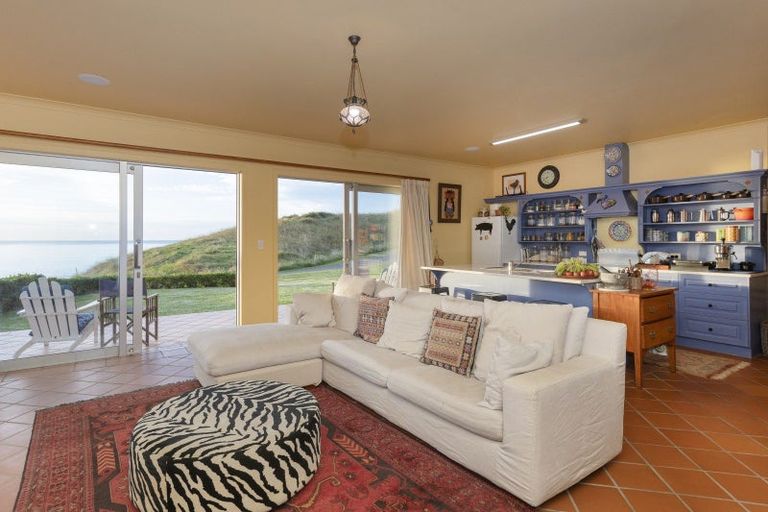 Photo of property in 599 Waihau Road, Tolaga Bay, 4073
