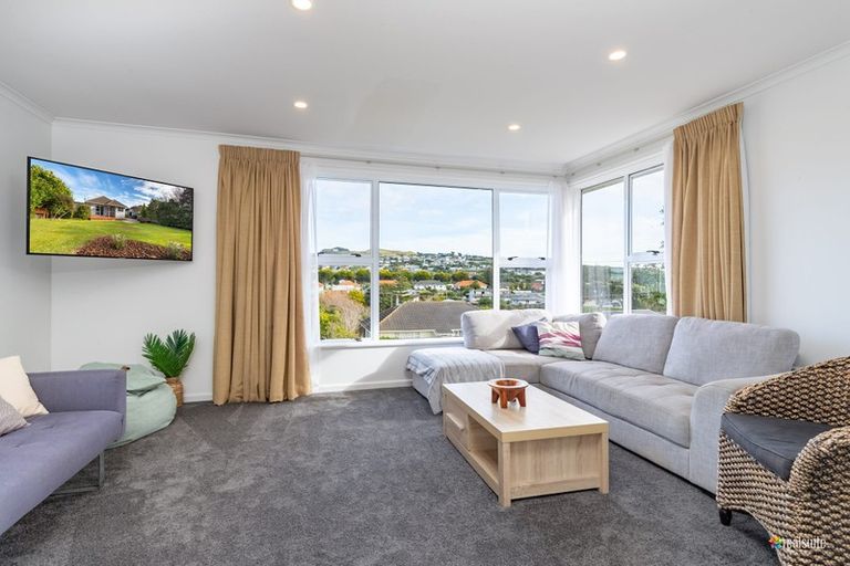 Photo of property in 7 Chaffey Crescent, Titahi Bay, Porirua, 5022