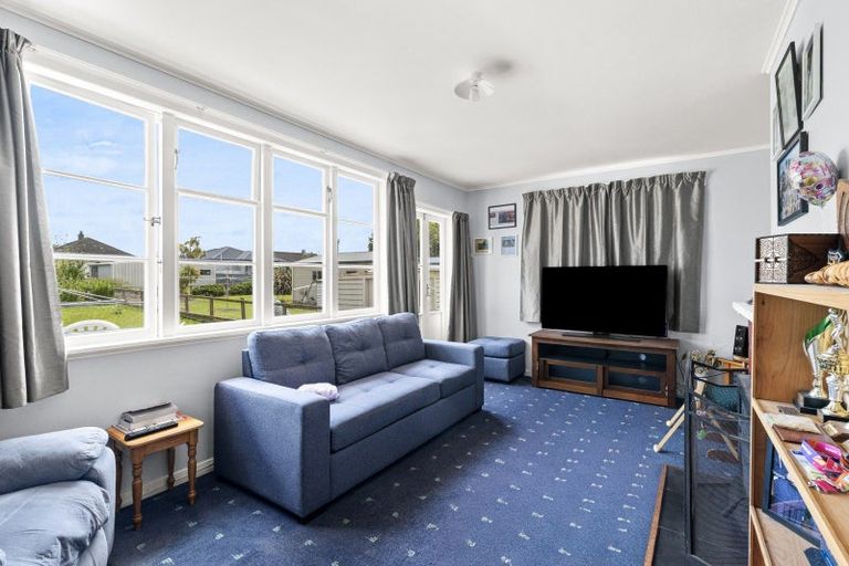 Photo of property in 22 Bell Street, Marton, 4710