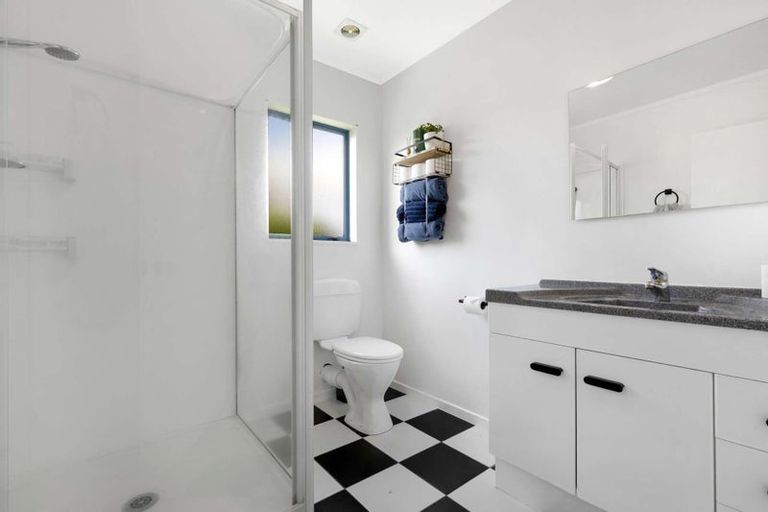 Photo of property in 63a Robinson Avenue, Holdens Bay, Rotorua, 3010