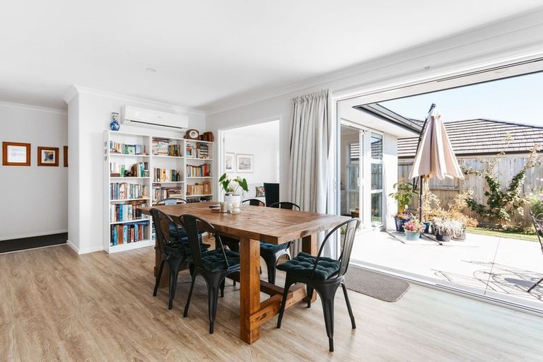 Photo of property in 77 Bert Wall Drive, Omokoroa, 3114