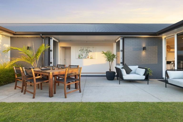 Photo of property in 164 Te Okuroa Drive, Papamoa, 3118