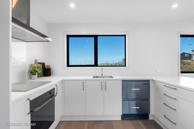 Photo of property in 22 Macleod Avenue, Halfway Bush, Dunedin, 9010