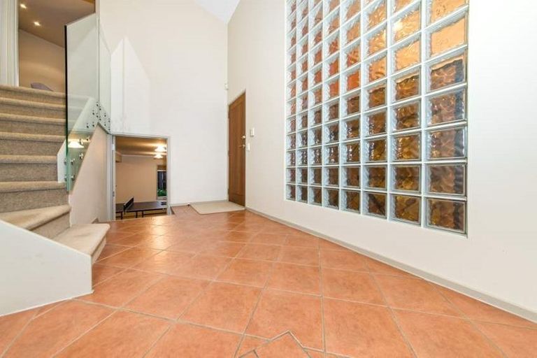 Photo of property in 43 Bramley Drive, Farm Cove, Auckland, 2012