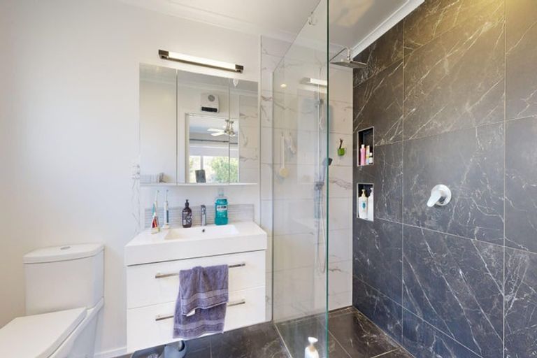 Photo of property in 44 Margaret Shields Avenue, Aotea, Porirua, 5024