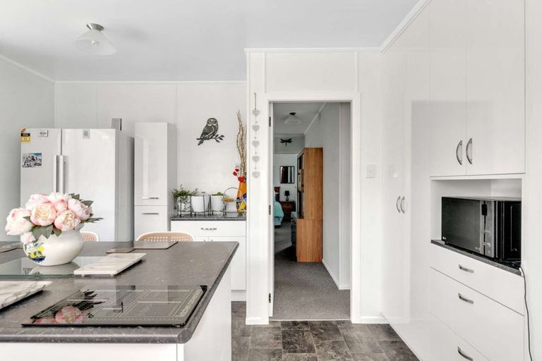 Photo of property in 28 Massey Road, Mangapapa, Gisborne, 4010