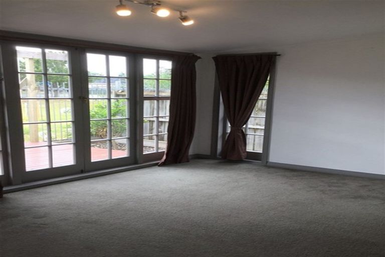 Photo of property in 1c Vanguard Road, Kelston, Auckland, 0602