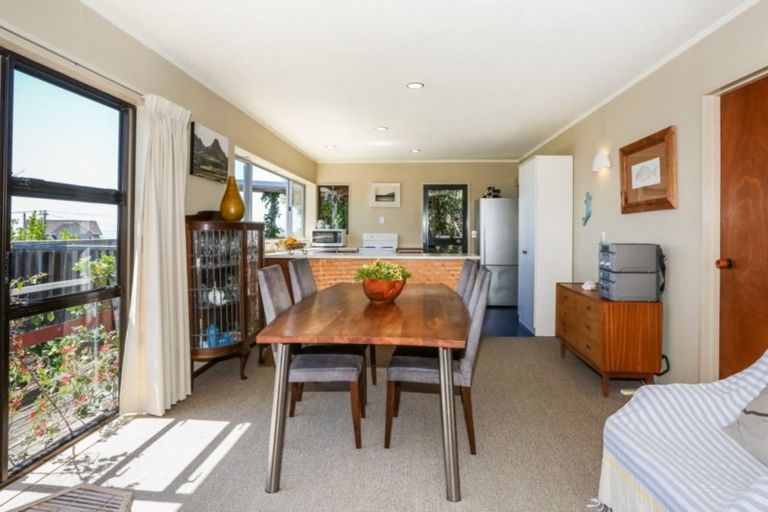 Photo of property in 203 Harper Road, Waimarama, 4294