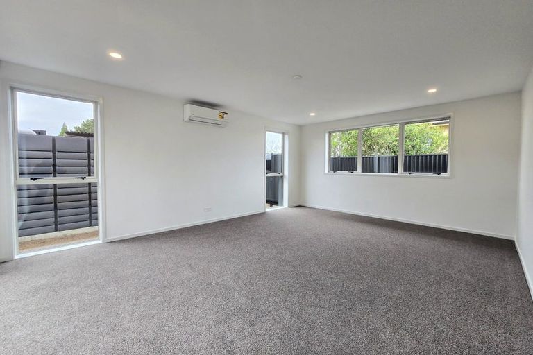 Photo of property in 16 Reiman Street, New Lynn, Auckland, 0600