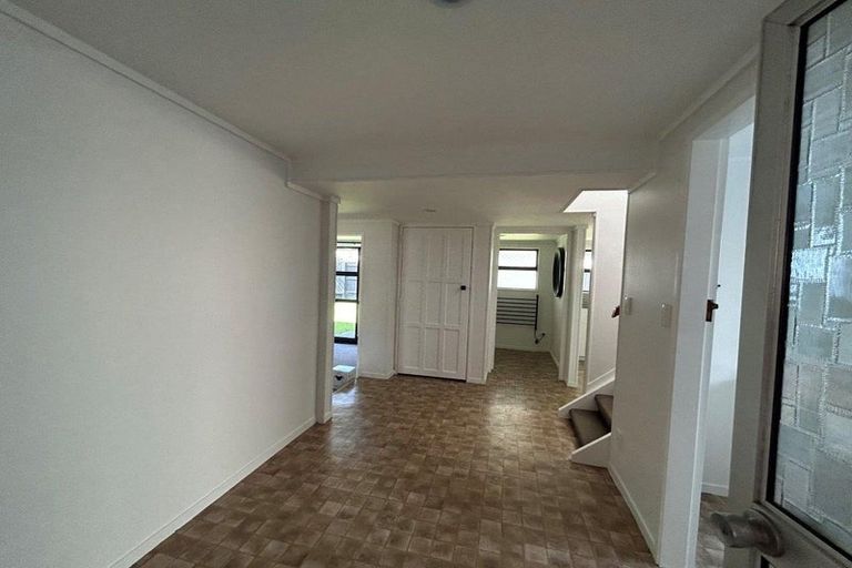 Photo of property in 15 Rita Street, Mount Maunganui, 3116