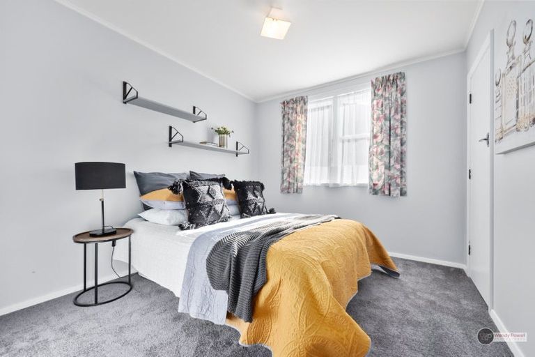 Photo of property in 72 Black Beech Street, Birchville, Upper Hutt, 5018