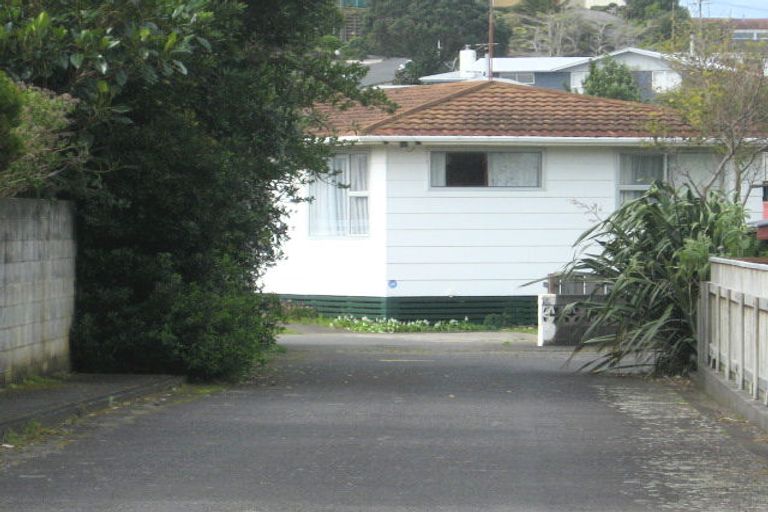 Photo of property in 28 Paritutu Road, Spotswood, New Plymouth, 4310