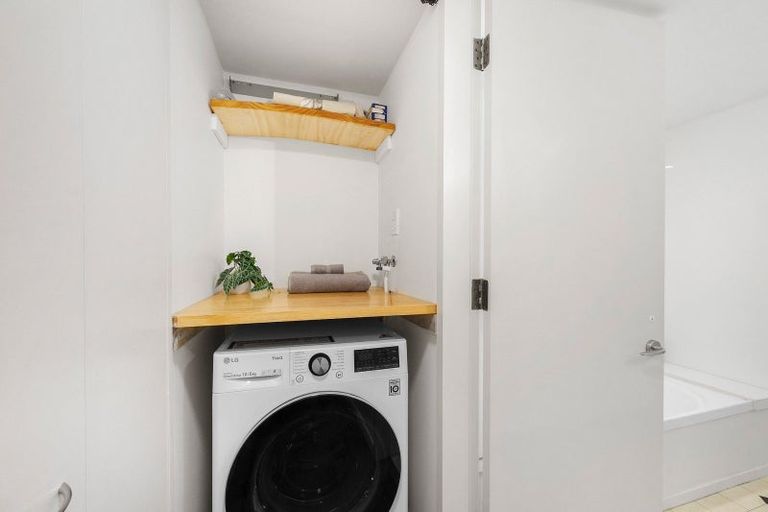 Photo of property in Hannahs Warehouse, 18/13 Leeds Street, Te Aro, Wellington, 6011