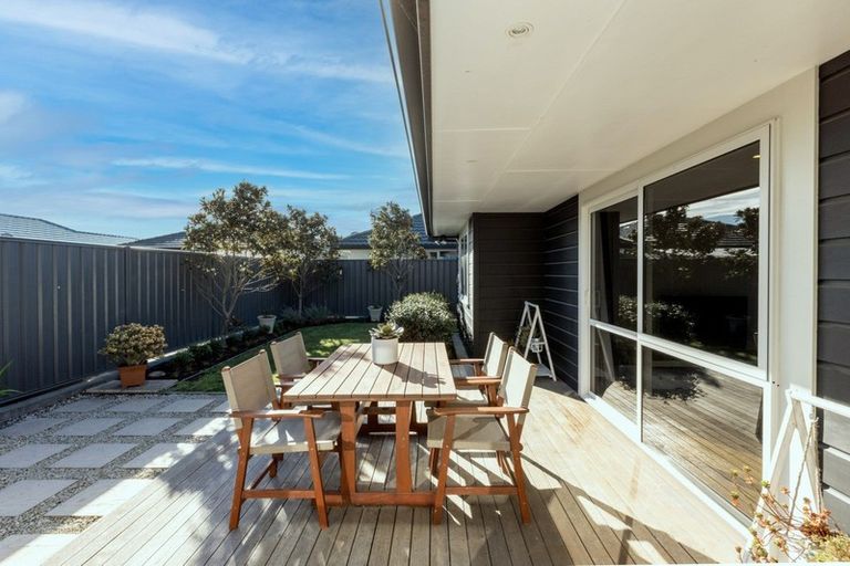 Photo of property in 11 Drake Crescent, Awatoto, Napier, 4110