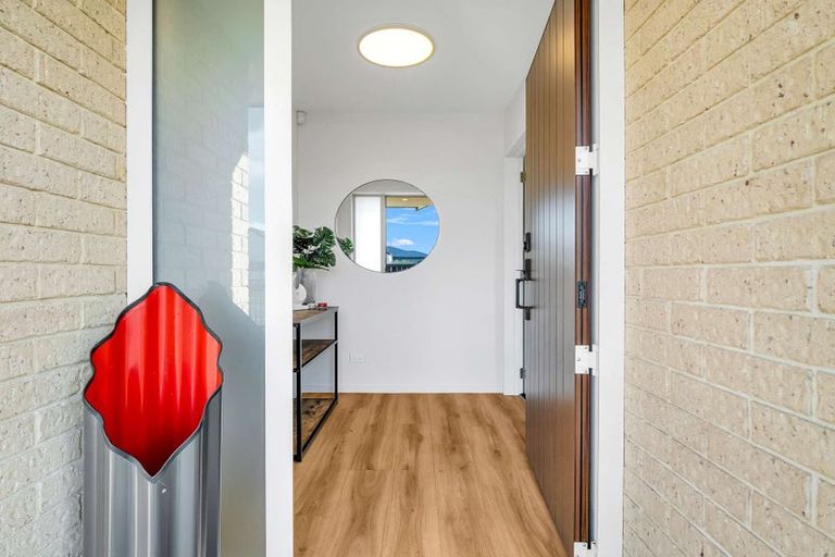 Photo of property in 8 Hoffman Street, Marshland, Christchurch, 8083