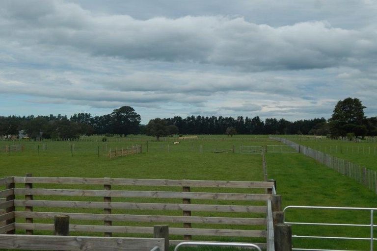 Photo of property in 420d Wiltons Road, West Taratahi, Carterton, 5791