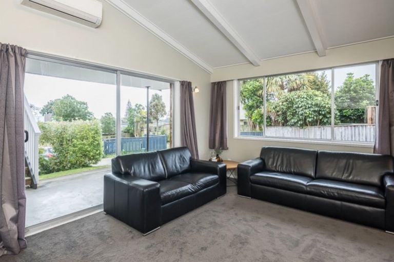 Photo of property in 26a Seddon Street, Waikanae, 5036