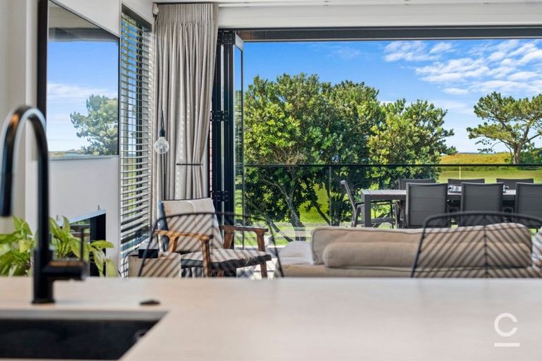 Photo of property in 5 Haneanea Way, Papamoa Beach, Papamoa, 3118