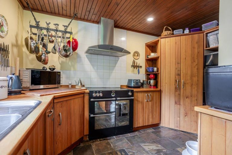 Photo of property in 16 Wahipai Close, Dannevirke, 4977