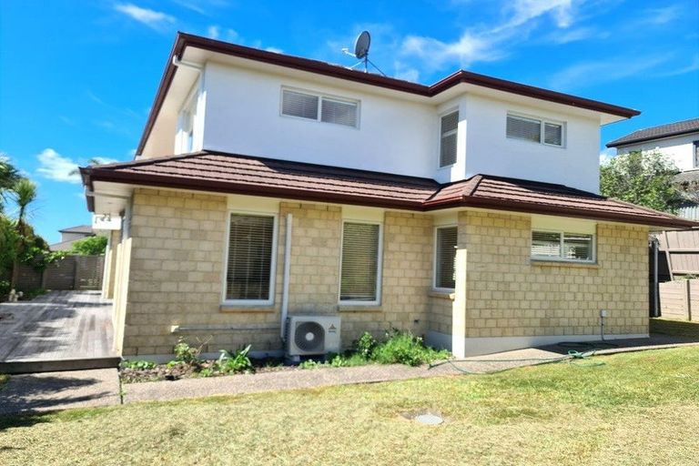Photo of property in 21 Dunvegan Rise, East Tamaki Heights, Auckland, 2016