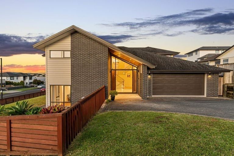 Photo of property in 5 Kingfisher Road, Silverdale, 0932