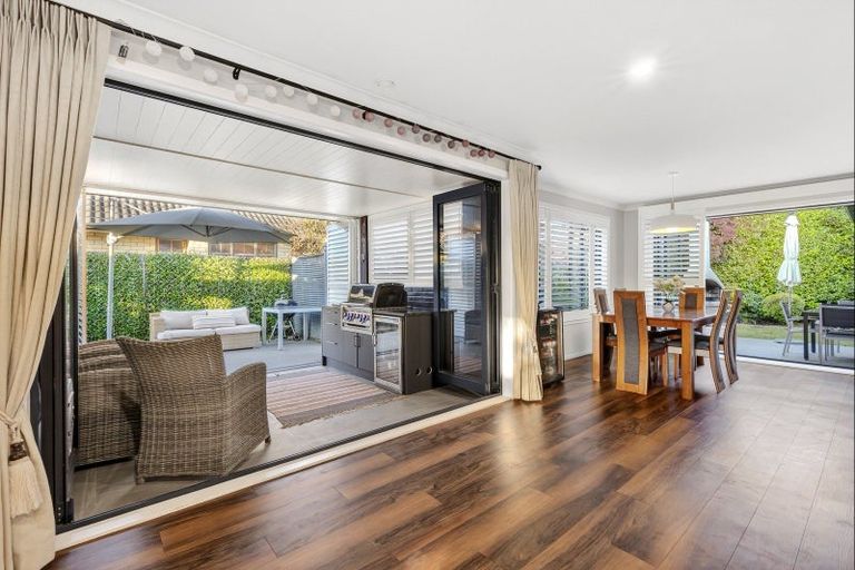 Photo of property in 4 Cooper Crescent, Cambridge, 3434