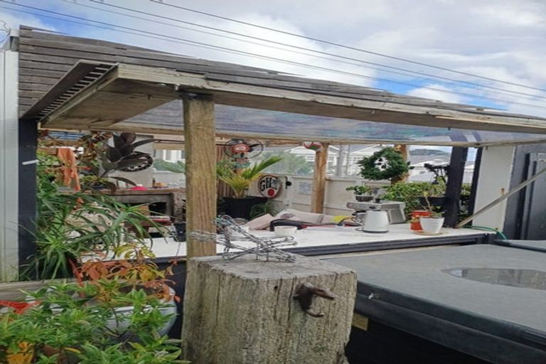 Photo of property in 12 Hohiria Road, Hataitai, Wellington, 6021