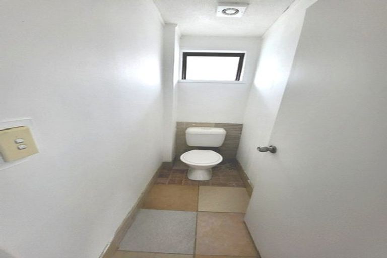 Photo of property in 1/20 Burundi Avenue, Clendon Park, Auckland, 2103