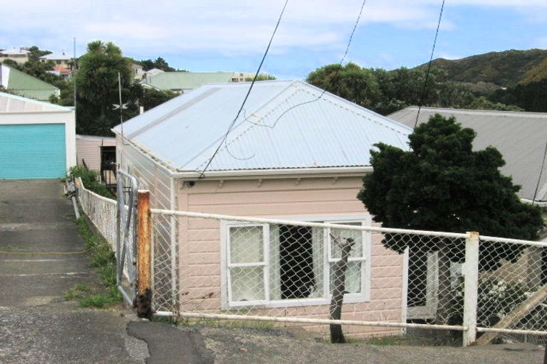 Photo of property in 57 Herald Street, Berhampore, Wellington, 6023