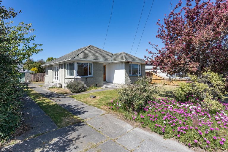Photo of property in 230 Bower Avenue, North New Brighton, Christchurch, 8083