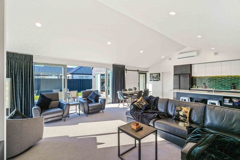 Photo of property in 8 John Raven Lane, Woodend, 7610