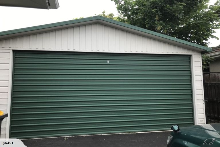 Photo of property in 5 Yeovil Place, St Albans, Christchurch, 8052