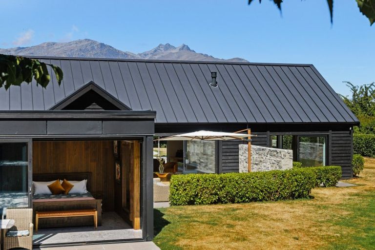 Photo of property in Butel Park, 15 Essex Avenue, Arrowtown, 9302