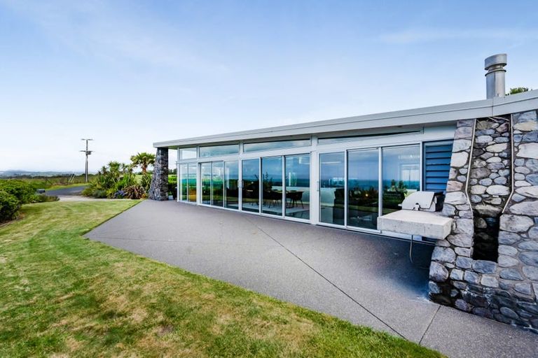 Photo of property in 137 Turangi Road, Motunui, Waitara, 4383