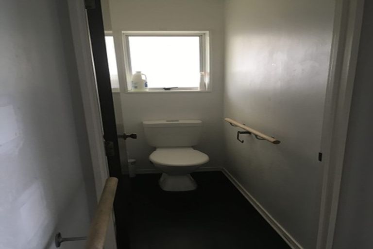 Photo of property in 1/20 Halldene Terrace, Red Beach, 0932