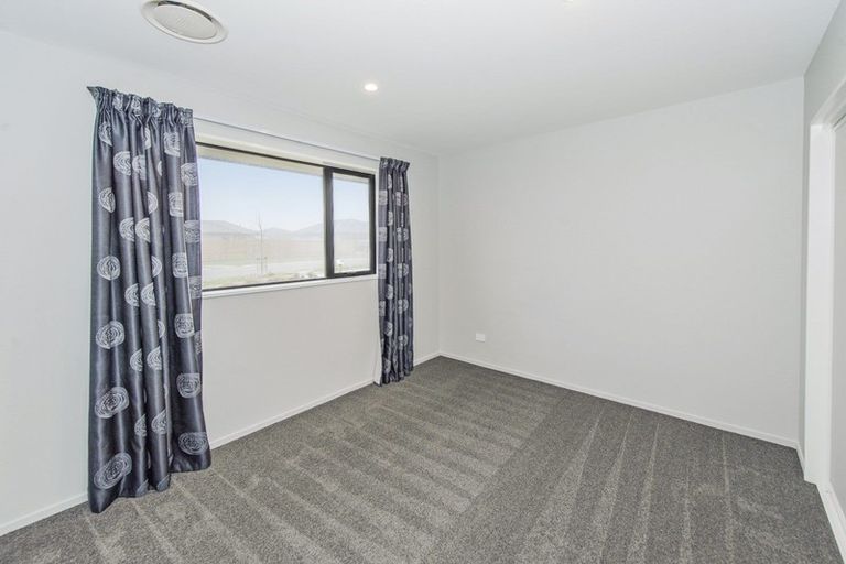 Photo of property in 46 Andesite Drive, Rolleston, 7614