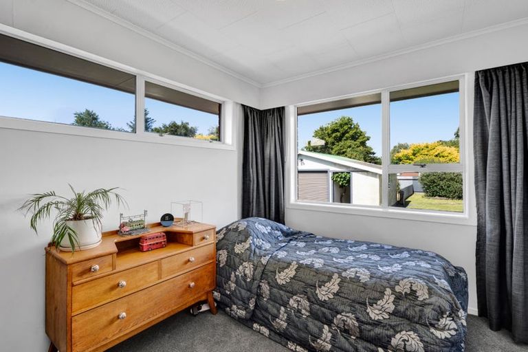 Photo of property in 21 Montjoy Street, Stratford, 4332