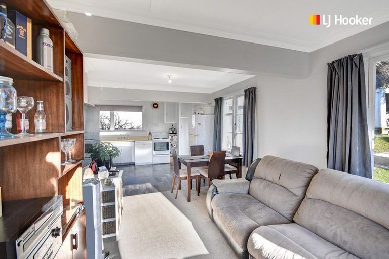 Photo of property in 322 Kaikorai Valley Road, Bradford, Dunedin, 9011