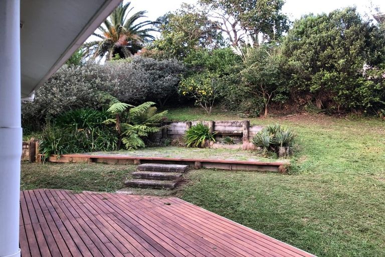 Photo of property in 12 Delshaw Avenue, Stanmore Bay, Whangaparaoa, 0932