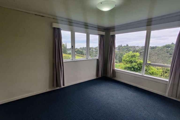 Photo of property in 25 Verran Road, Birkenhead, Auckland, 0626