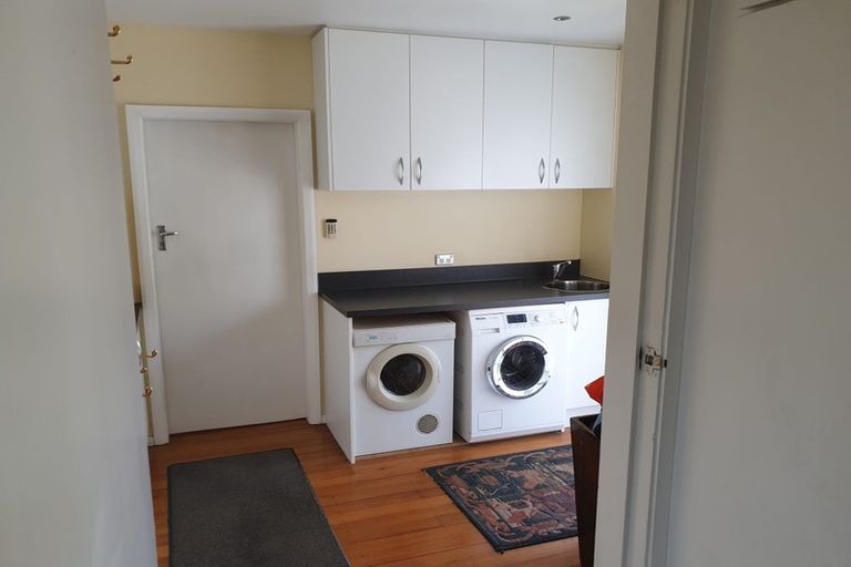 Photo of property in 129 Memorial Avenue, Burnside, Christchurch, 8053